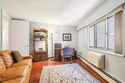 1919 N Summit Ave #1C, Milwaukee, WI 53202 - Photo 13