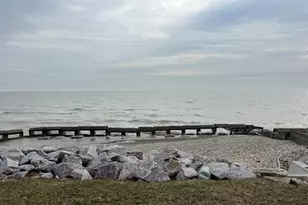 9851 Lakeshore Dr, Pleasant Prairie, WI 53158 - Photo 5