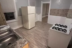 1120 W Chambers St, Milwaukee, WI 53206 - Photo 3