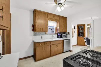 4376 S Adams Ave, Milwaukee, WI 53207 - Photo 19