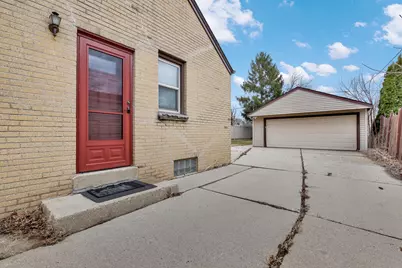4376 S Adams Ave, Milwaukee, WI 53207 - Photo 29