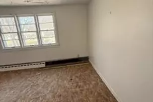 2728 S 83rd Pl, West Allis, WI 53219 - Photo 7