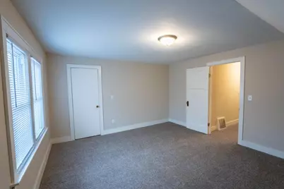 454 W Kilbourn Ave, West Bend, WI 53095 - Photo 19