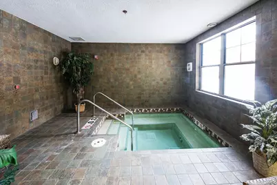 4120 S Lake Dr #450, Saint Francis, WI 53225 - Photo 21