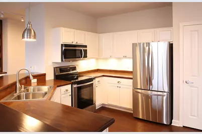 4120 S Lake Dr #450, Saint Francis, WI 53225 - Photo 3