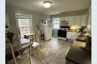 315 S Eighth St #315 1/2, Delavan, WI 53115 - Photo 5