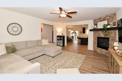 1870  Nottingham Dr, Racine, WI 53182 - Photo 3