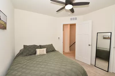 1870  Nottingham Dr, Racine, WI 53182 - Photo 23