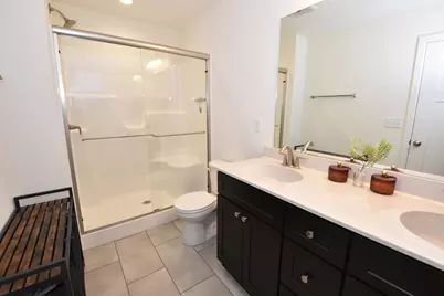 1870  Nottingham Dr, Racine, WI 53182 - Photo 21