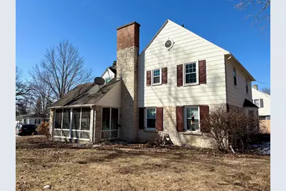 12 E Rockwell St, Elkhorn, WI 53121 - Photo 3