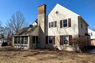 12 E Rockwell St, Elkhorn, WI 53121 - Photo 3