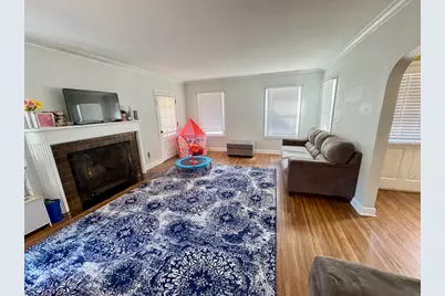 12 E Rockwell St, Elkhorn, WI 53121 - Photo 5