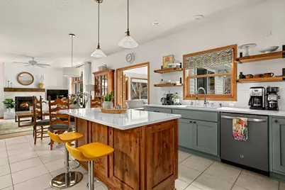 867  Olympic Dr, Onalaska, WI 54650 - Photo 7