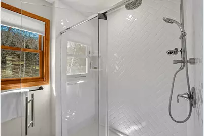 867  Olympic Dr, Onalaska, WI 54650 - Photo 25