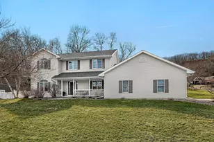 867 Olympic Dr, Onalaska, WI 54650 - Photo 35