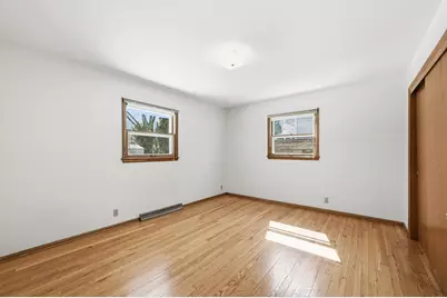 2868 N 118th St, Wauwatosa, WI 53222 - Photo 23