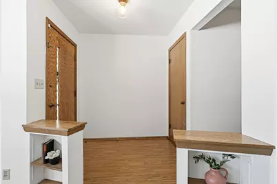 2868 N 118th St, Wauwatosa, WI 53222 - Photo 7