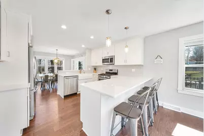 812  Van Slyke Dr, Fontana, WI 53125 - Photo 17