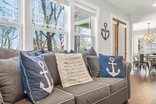 812 Van Slyke Dr, Fontana, WI 53125 - Photo 11