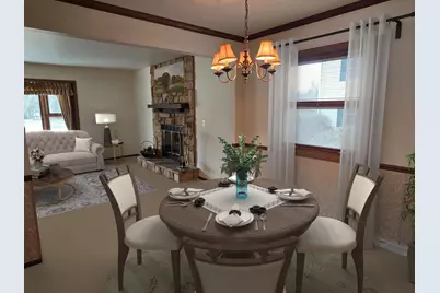 W165N10602  Wagon Trl, Germantown, WI 53022 - Photo 5