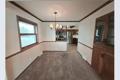 W165N10602  Wagon Trl, Germantown, WI 53022 - Photo 9