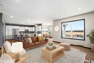 W77N400 Prairie View Rd, Cedarburg, WI 53012 - Photo 3