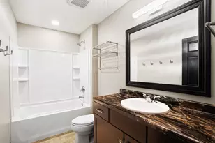 W77N400 Prairie View Rd, Cedarburg, WI 53012 - Photo 13