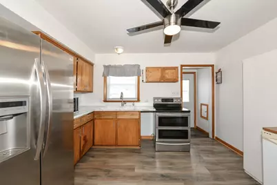 2566 S 64th St, Milwaukee, WI 53219 - Photo 11