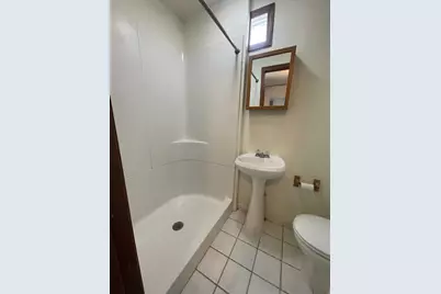 823  West Ave #821, La Crosse, WI 54601 - Photo 5