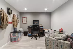 560 N Boulder Ridge Dr, Lake Geneva, WI 53147 - Photo 45