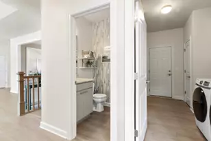 560 N Boulder Ridge Dr, Lake Geneva, WI 53147 - Photo 17