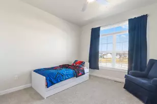 560 N Boulder Ridge Dr, Lake Geneva, WI 53147 - Photo 21