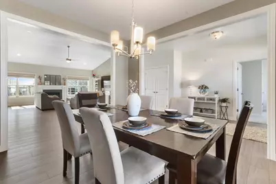 560 N Boulder Ridge Dr, Lake Geneva, WI 53147 - Photo 5