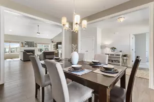 560 N Boulder Ridge Dr, Lake Geneva, WI 53147 - Photo 5