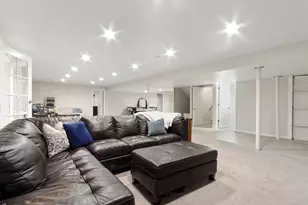 560 N Boulder Ridge Dr, Lake Geneva, WI 53147 - Photo 35