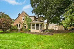 8027 W Woodland Ave, Wauwatosa, WI 53213 - Photo 33