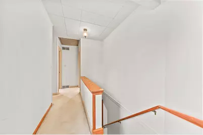 8027 W Woodland Ave, Wauwatosa, WI 53213 - Photo 23