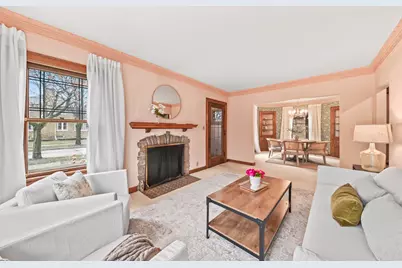 8027 W Woodland Ave, Wauwatosa, WI 53213 - Photo 5