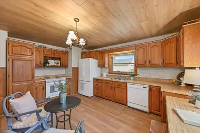 3701 S 88th St, Milwaukee, WI 53228 - Photo 11