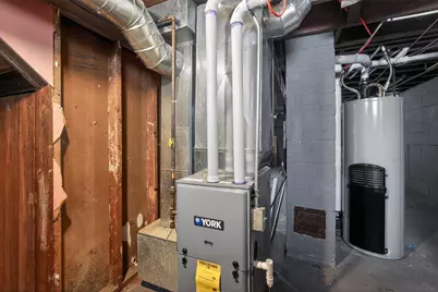 4216 W Sheridan Ave, Milwaukee, WI 53209 - Photo 25