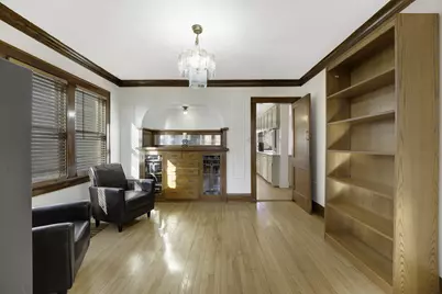 865 S 75th St, West Allis, WI 53214 - Photo 9