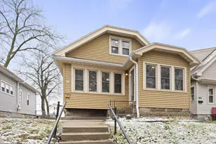 865 S 75th St, West Allis, WI 53214 - Photo 1