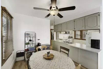 865 S 75th St, West Allis, WI 53214 - Photo 15