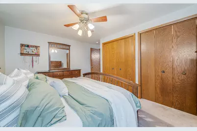 818  Huron Ave, Oostburg, WI 53070 - Photo 17