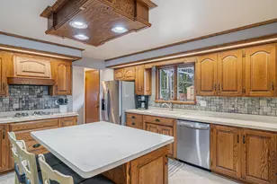 818 Huron Ave, Oostburg, WI 53070 - Photo 7