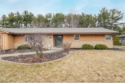 818  Huron Ave, Oostburg, WI 53070 - Photo 1