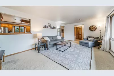 818  Huron Ave, Oostburg, WI 53070 - Photo 5