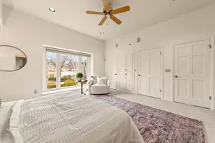 2618 W Lake Park Ct, Mequon, WI 53092 - Photo 37