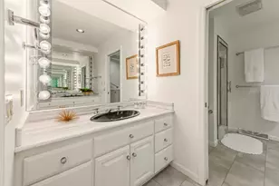 2618 W Lake Park Ct, Mequon, WI 53092 - Photo 41