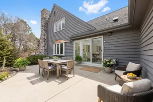 2618 W Lake Park Ct, Mequon, WI 53092 - Photo 67